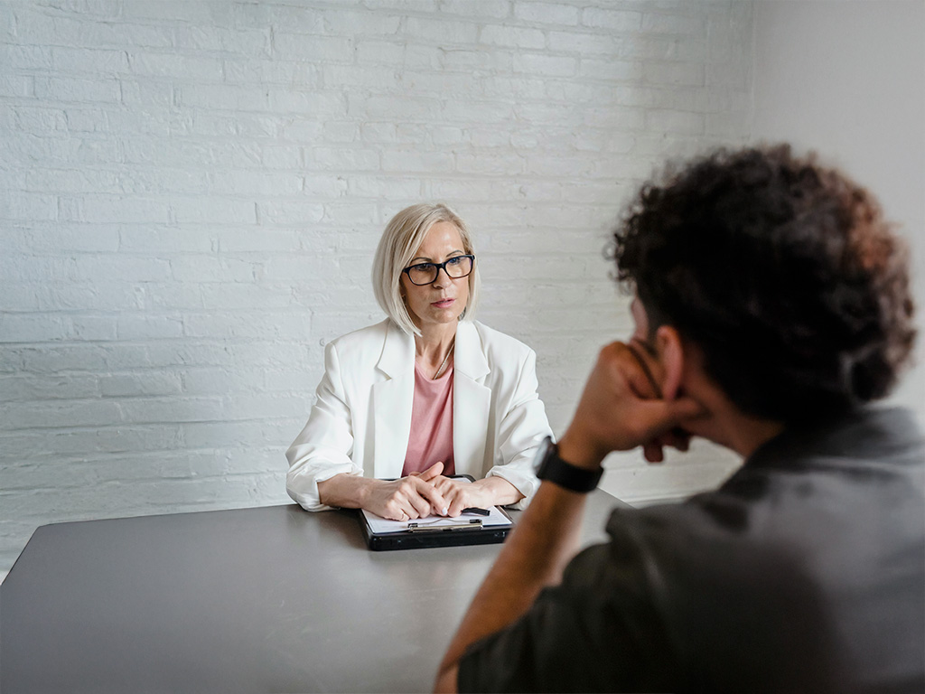 sancionar libremente empleados